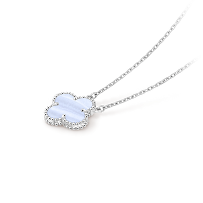 Pendentif Trèfle Précieux